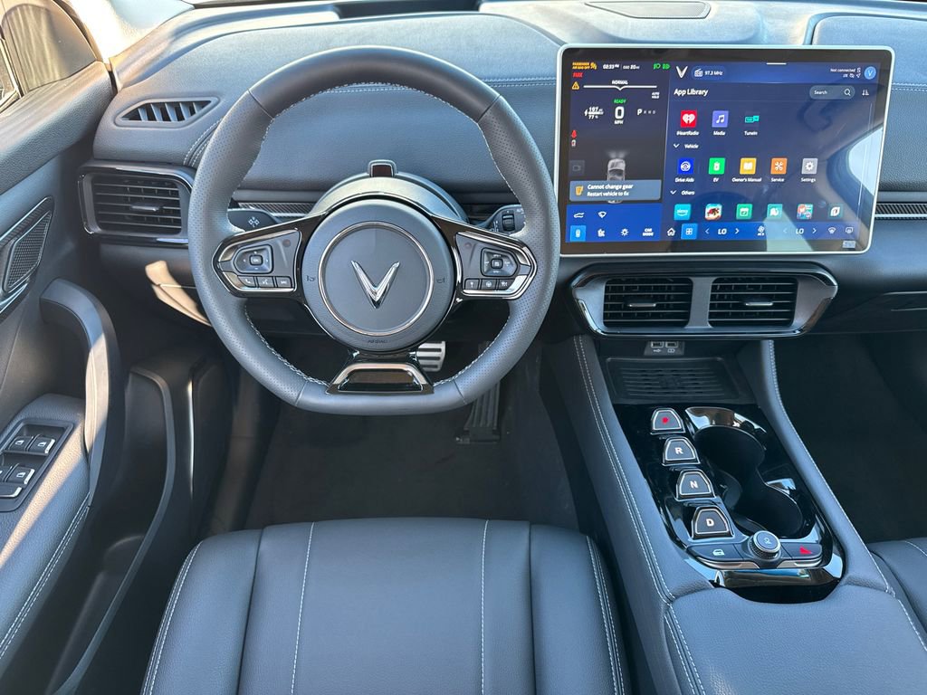 New 2025 VinFast VF 8 Eco AWD/4WD image 19