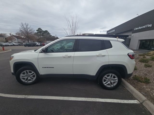 Used 2020 Jeep Compass Sport w/ Cold Weather Group image 7