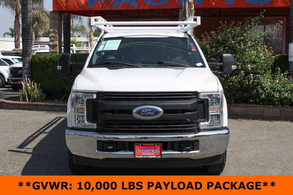 Used 2018 Ford F250 XL w/ Power Equipment Group RWD image 3