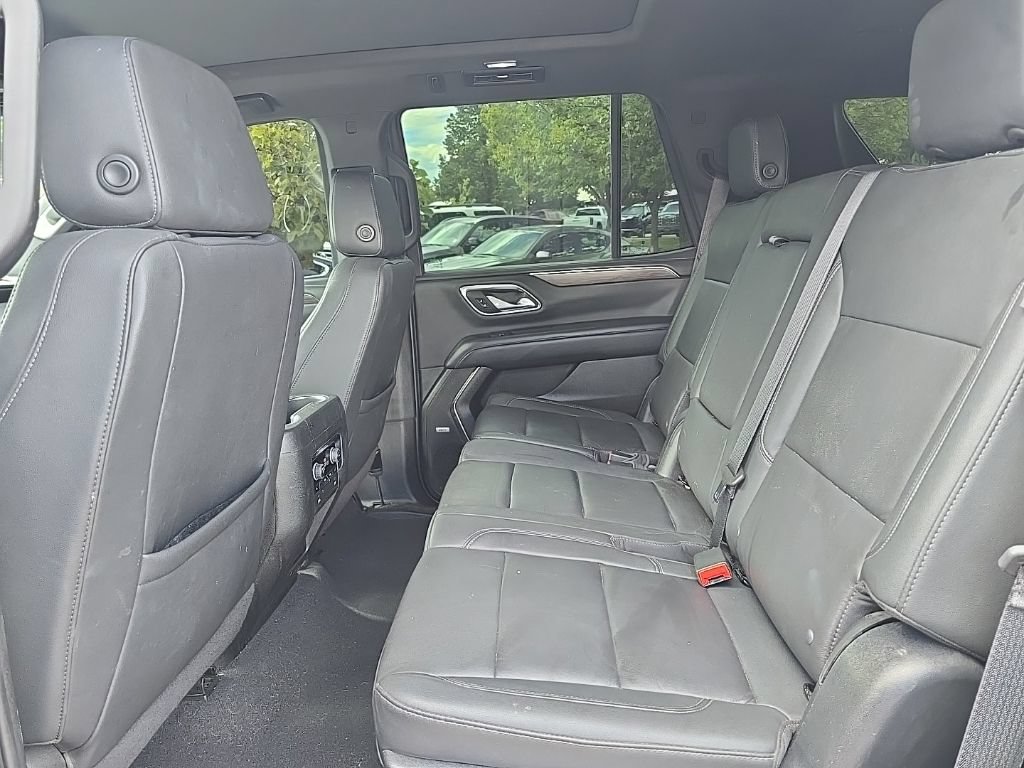 Used 2022 Chevrolet Tahoe LT w/ LT Signature Package AWD/4WD image 10