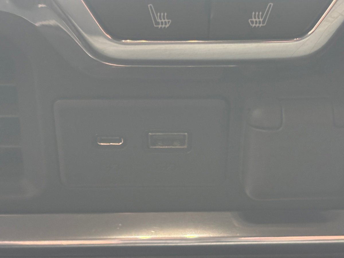 Used 2021 GMC Sierra 1500 SLT image 6