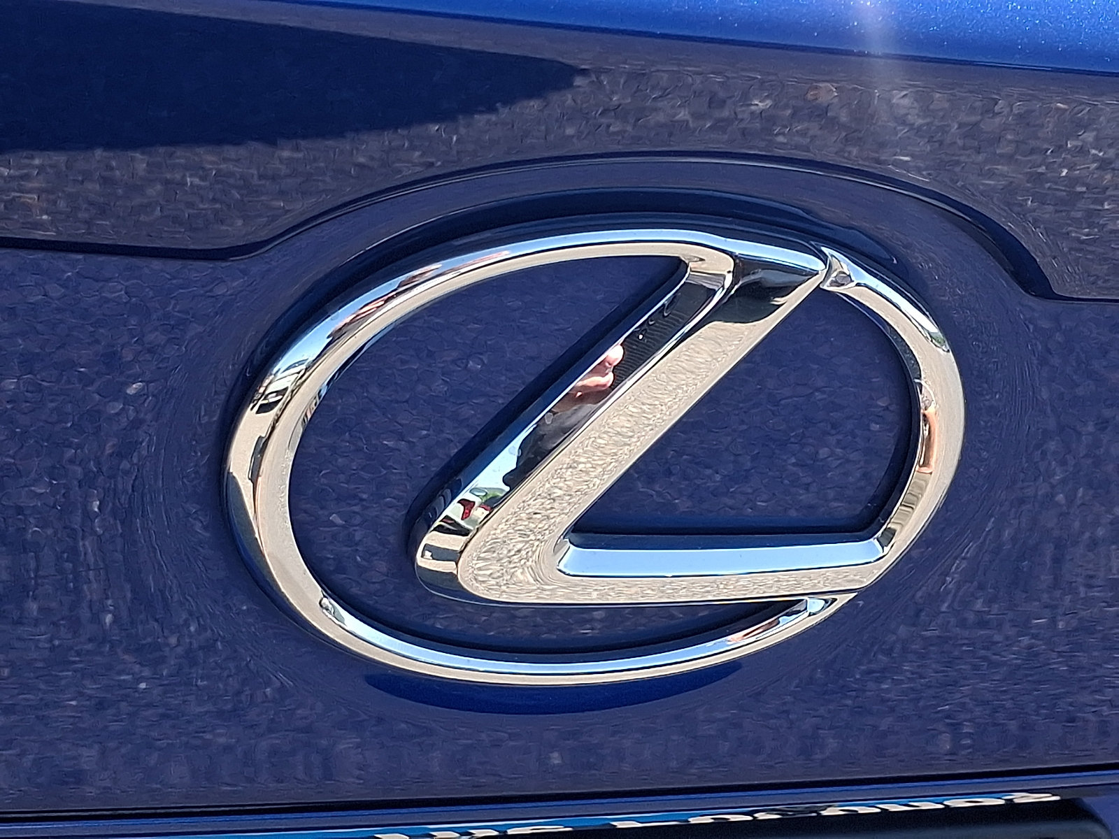 Used 2019 Lexus IS 300 F Sport w/ F Sport Package AWD/4WD image 28
