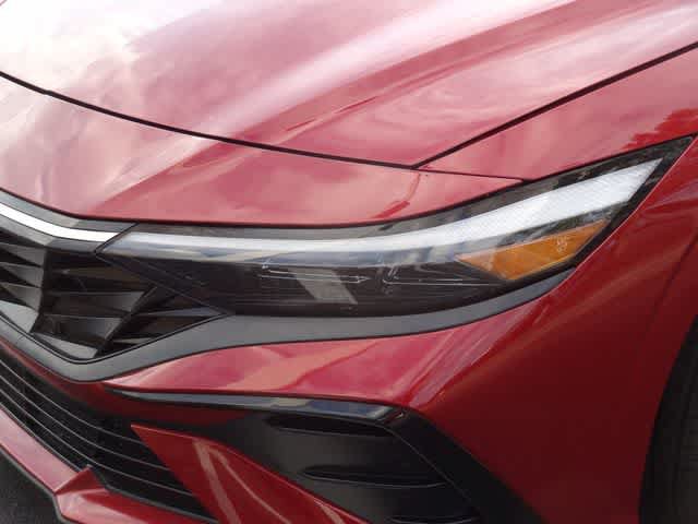Used 2024 Hyundai Elantra SEL w/ Convenience Package FWD image 20