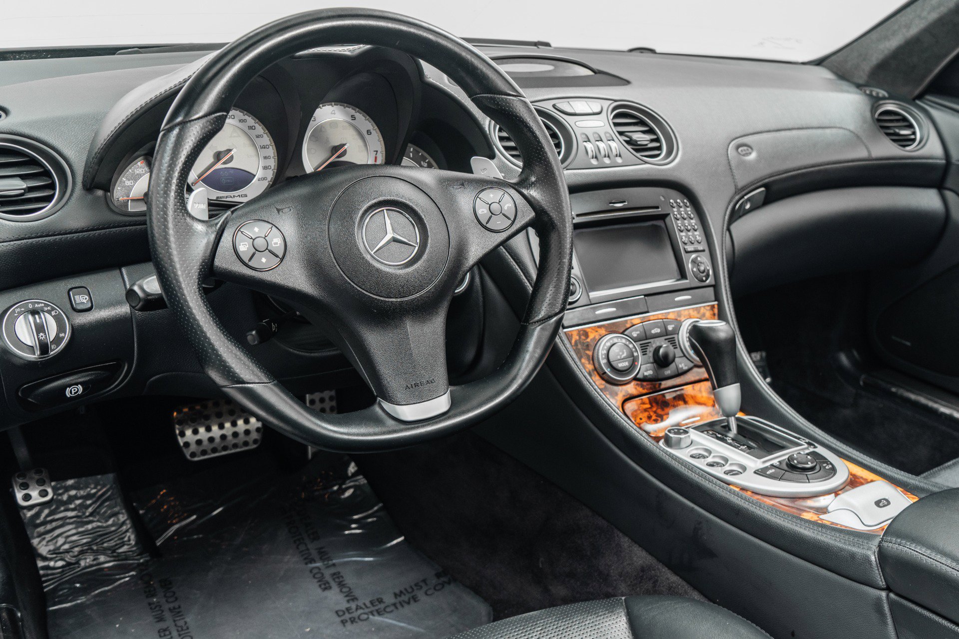 Used 2011 Mercedes-Benz SL 63 AMG image 13