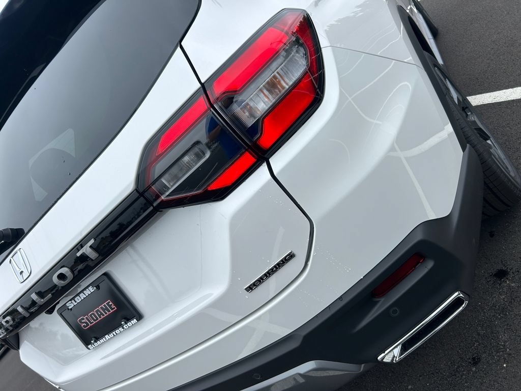New 2026 Honda Pilot Touring image 23