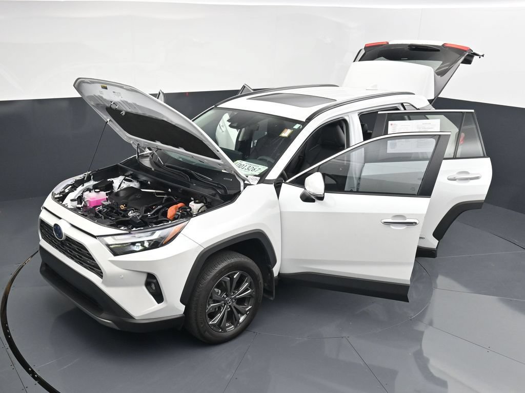 Used 2024 Toyota RAV4 Limited w/ Advanced Technology Package AWD/4WD image 39