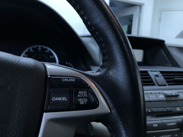 Used 2010 Honda Accord EX-L image 24