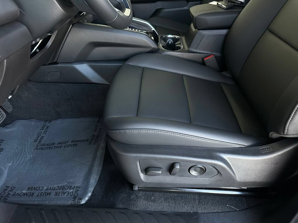 New 2026 GMC Canyon Elevation w/ Convenience Package AWD/4WD image 11