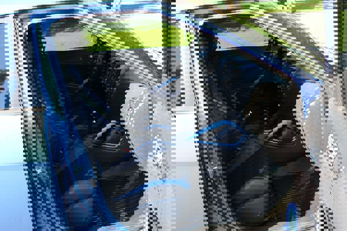 Used 2016 Hyundai Veloster Rally Edition image 17