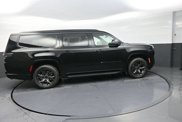New 2026 Jeep Grand Wagoneer L Limited AWD/4WD image 10