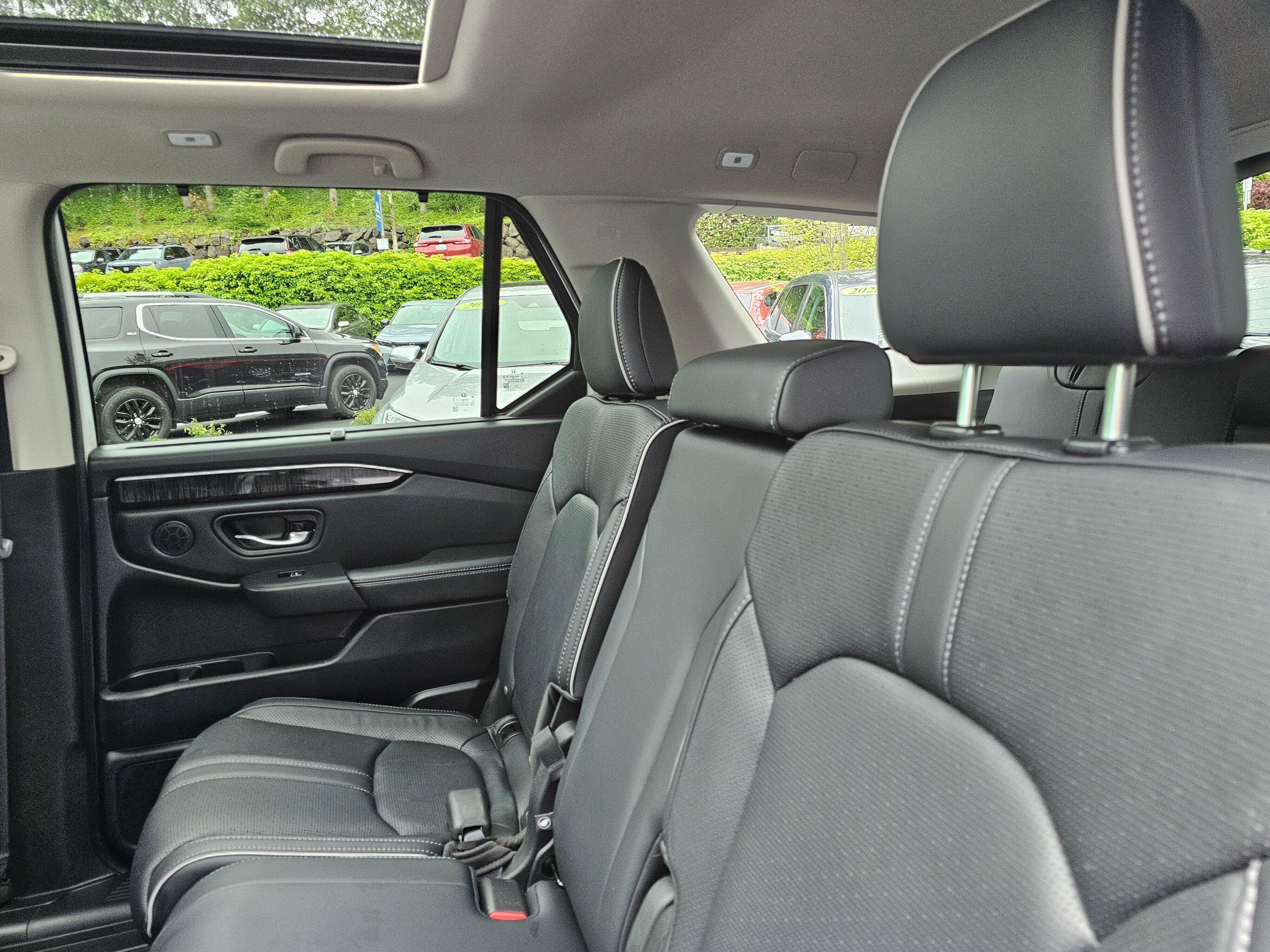 Certified 2023 Honda Pilot Elite image 19