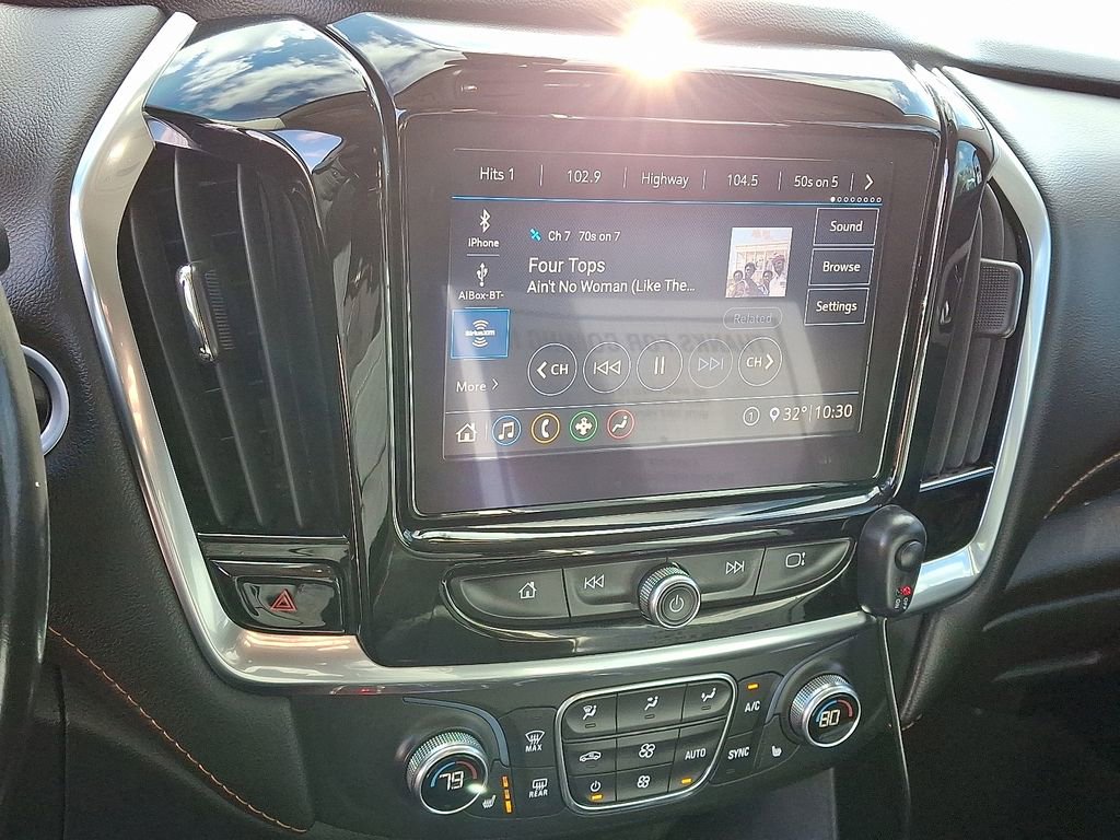 Used 2020 Chevrolet Traverse LT w/ Driver Confidence II Package image 24