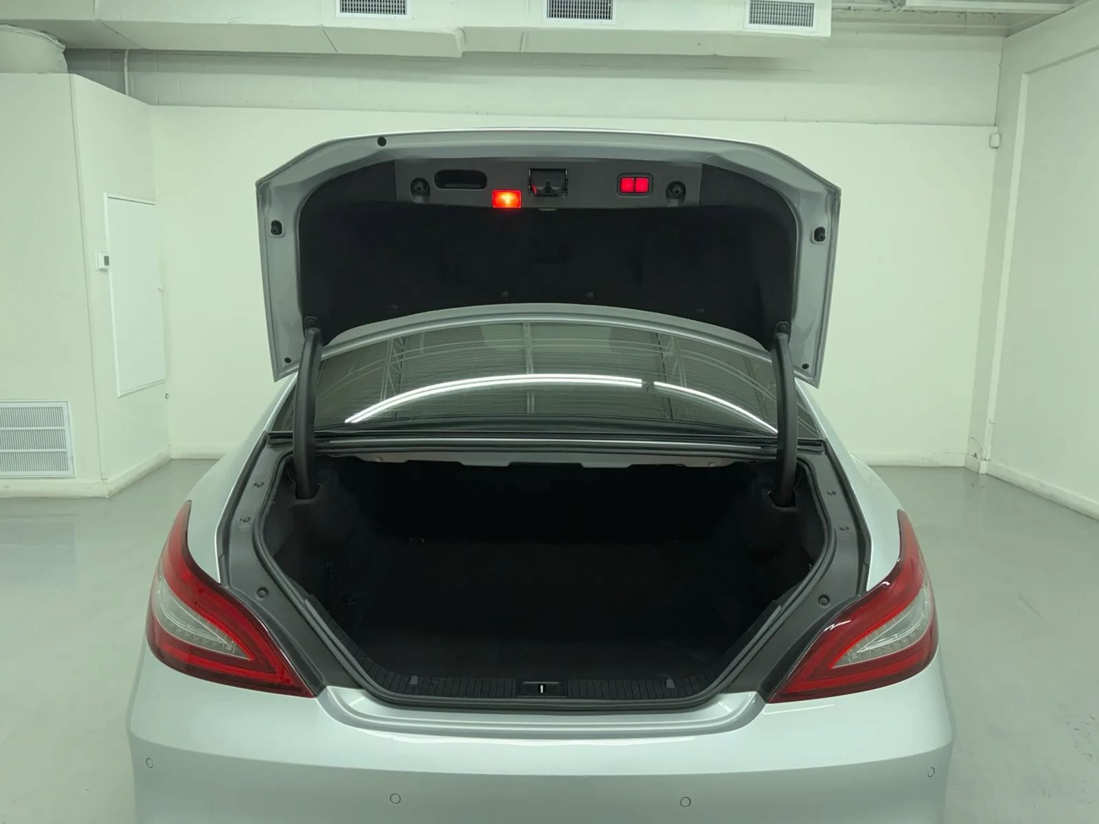 Used 2015 Mercedes-Benz CLS 400 image 41