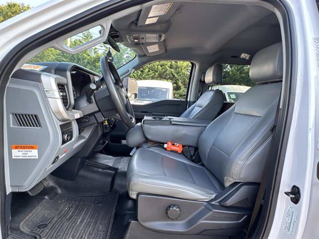 Used 2024 Ford F550 4x4 Crew Cab Super Duty image 7