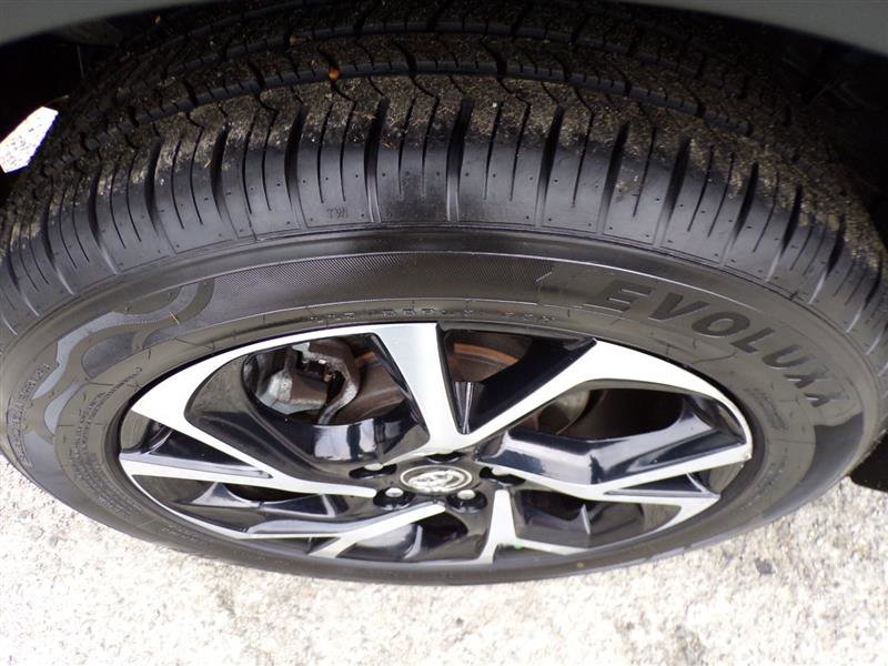 Used 2018 Toyota C-HR XLE image 43