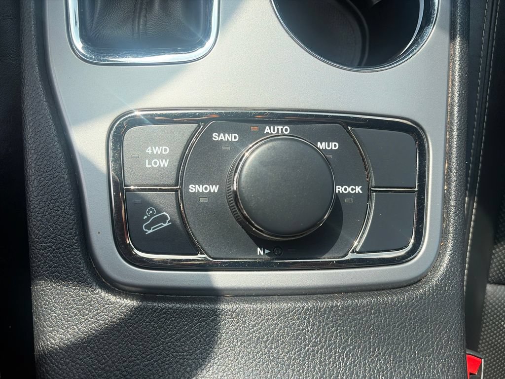 Used 2021 Jeep Grand Cherokee Limited w/ Quick Order Package 28K 80th AWD/4WD image 40