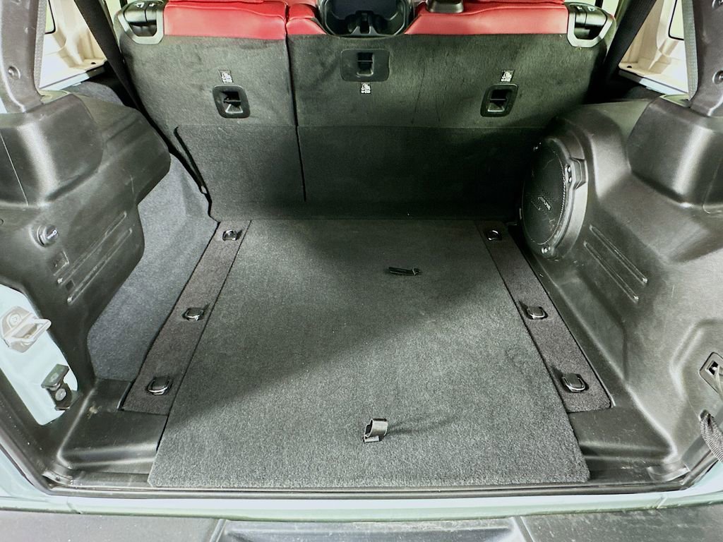 Used 2024 Jeep Wrangler Unlimited Rubicon 392 image 32
