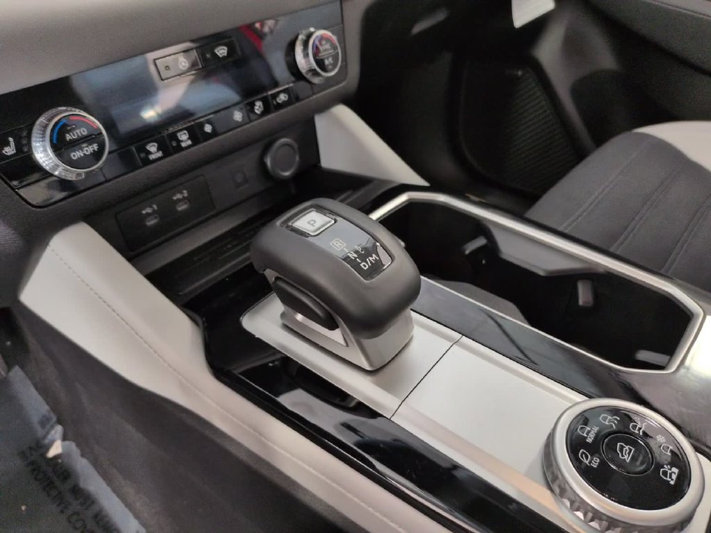 New 2026 Mitsubishi Outlander SE AWD/4WD image 27
