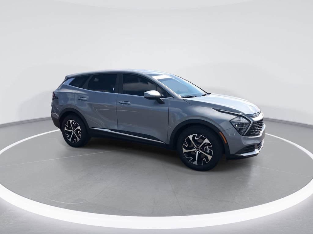 Certified 2024 Kia Sportage EX image 2
