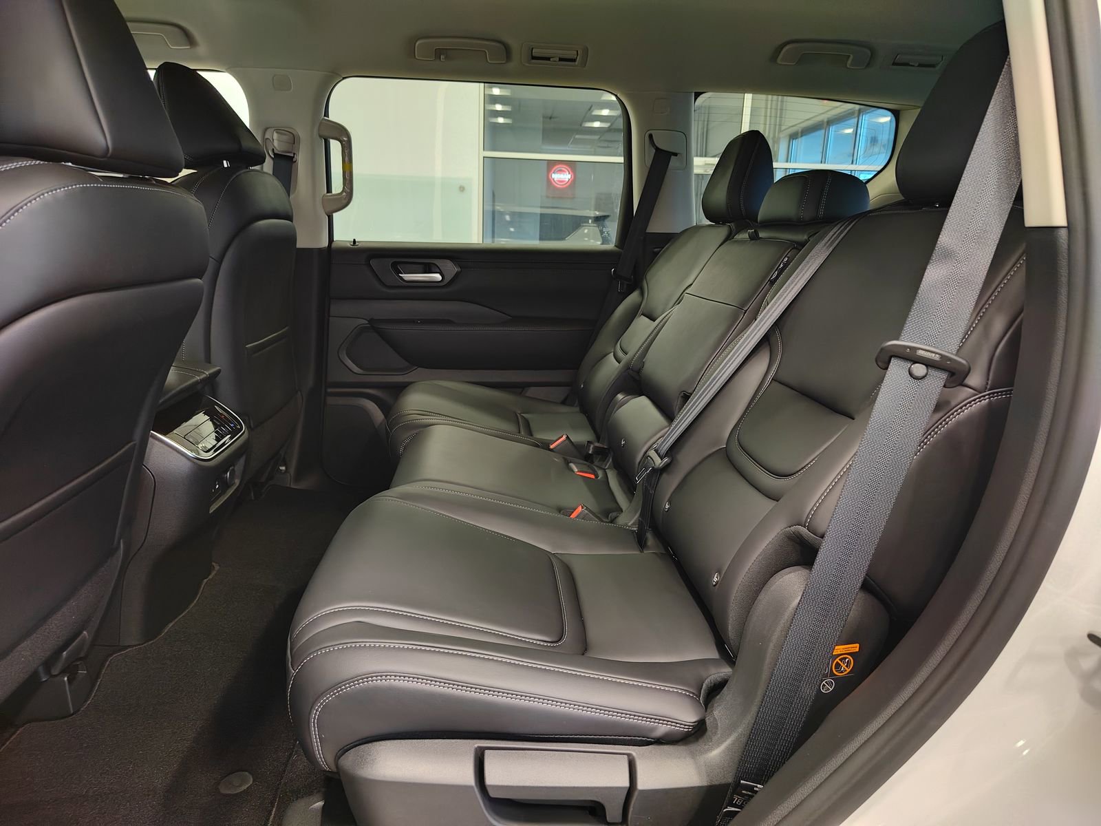 New 2026 Nissan Armada SV image 10