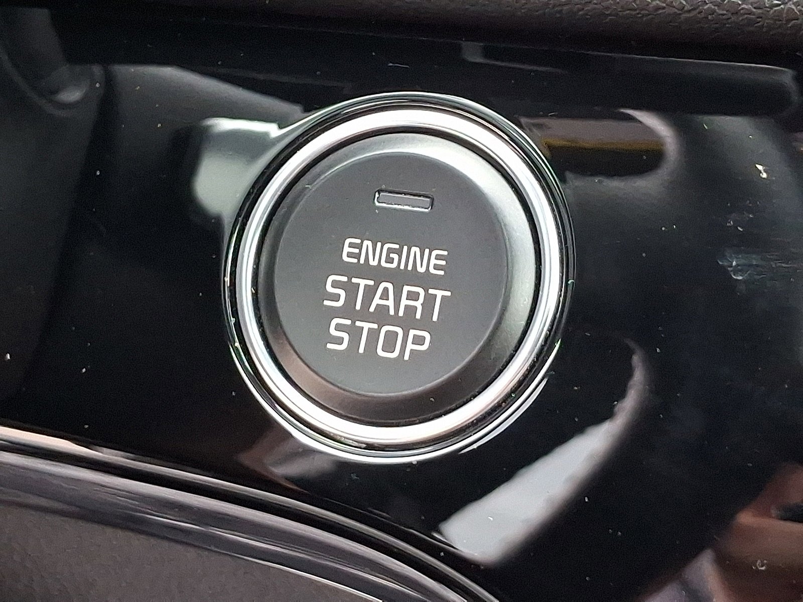 Used 2022 Kia Sportage SX image 24