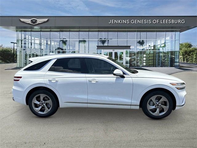 Used 2026 Genesis GV70 2.5T Select image 9