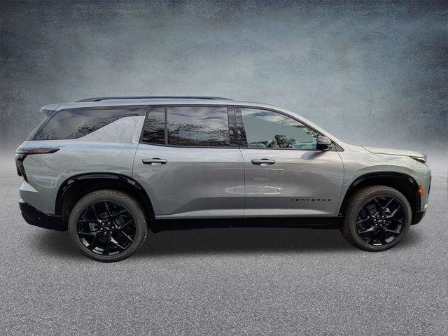 New 2026 Chevrolet Traverse RS w/ LPO, Floor Liner Package FWD image 2