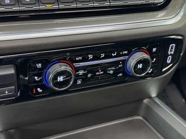 Used 2025 Chevrolet Silverado 2500 High Country w/ Technology Package image 19