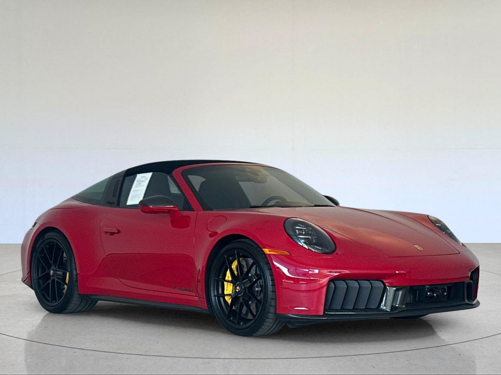 Certified 2026 Porsche 911 Targa 4 GTS AWD/4WD image 12
