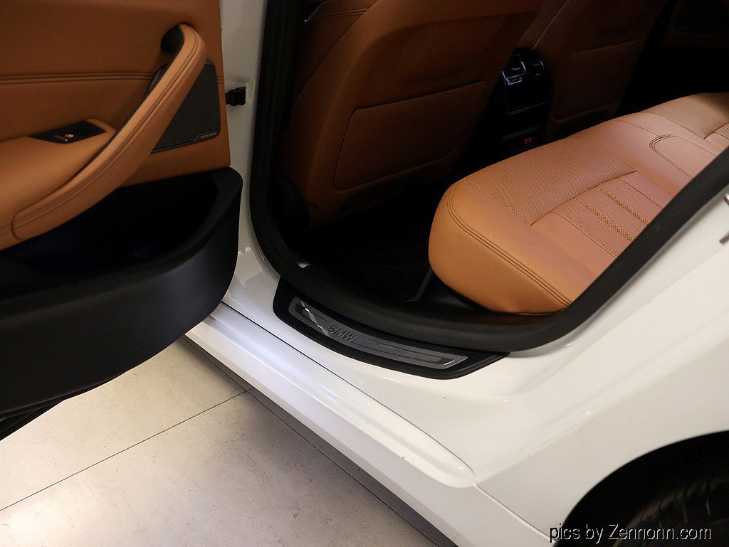 Certified 2023 BMW 530i xDrive w/ Premium Package AWD/4WD image 29