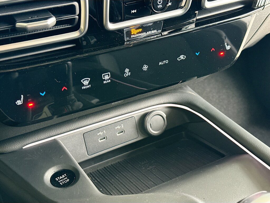 New 2026 Nissan Sentra SR w/ SR Premium Package image 9