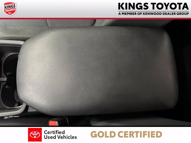 Used 2024 Toyota RAV4 LE AWD/4WD image 18