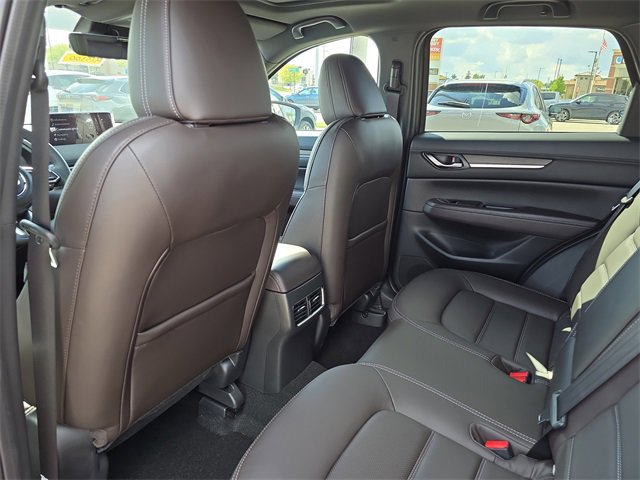 New 2025 MAZDA CX-5 Signature image 23
