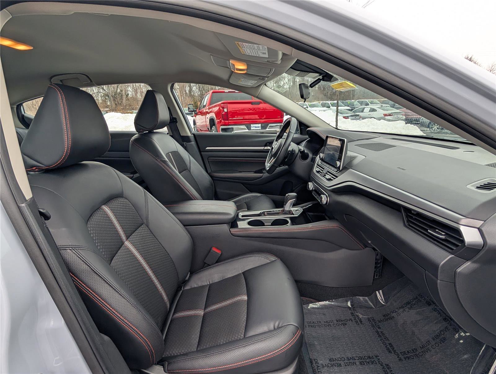 Used 2023 Nissan Altima 2.5 SR image 7