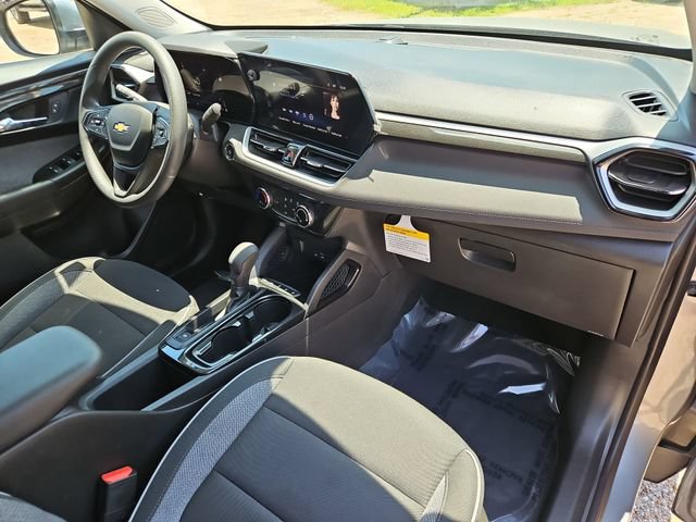 Certified 2026 Chevrolet TrailBlazer LT w/ Driver Confidence Package FWD image 28