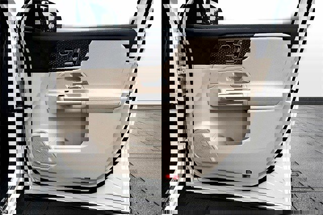 Certified 2025 Mercedes-Benz GLA 250 4MATIC image 31