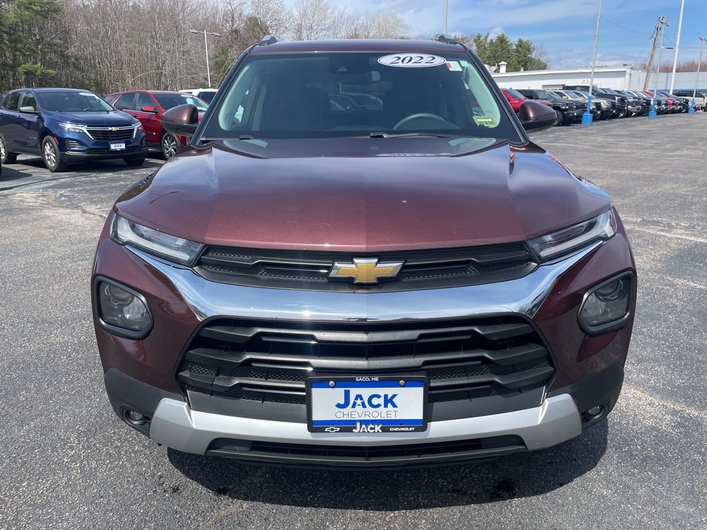 Used 2022 Chevrolet TrailBlazer LT FWD image 2