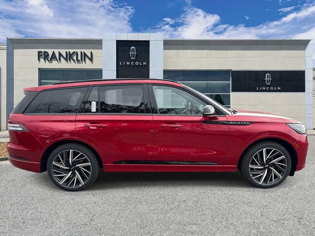 New 2026 Lincoln Aviator Black Label w/ Jet Appearance Package AWD/4WD image 8