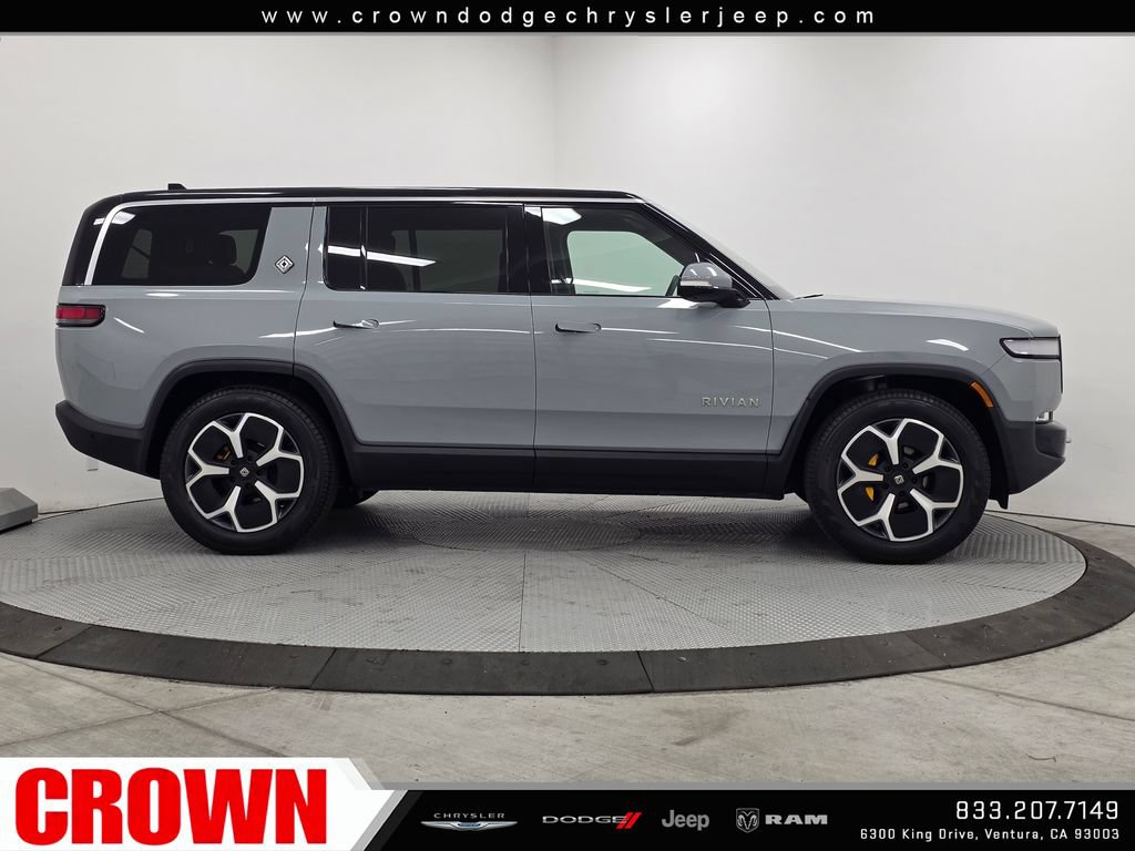 Used 2024 Rivian R1S Adventure AWD/4WD image 8
