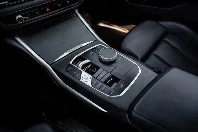 Used 2024 BMW 330i Sedan image 30