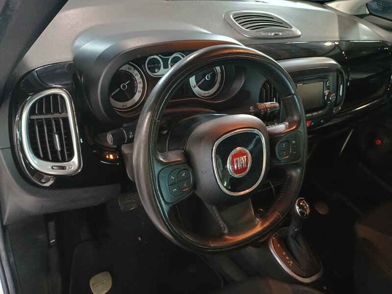 Used 2015 FIAT 500L Trekking FWD image 17