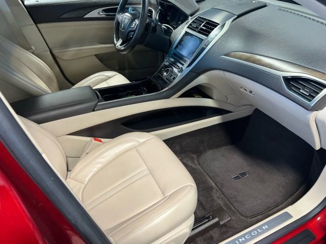 Used 2017 Lincoln MKZ Select w/ Select Plus Package image 11