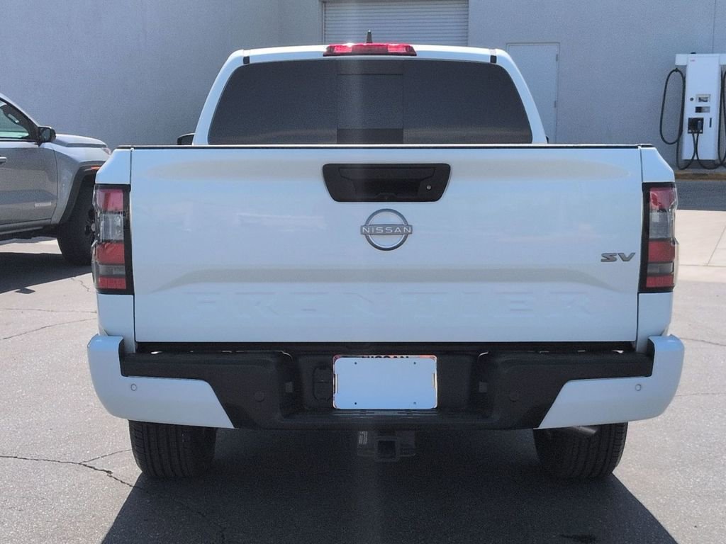 Used 2024 Nissan Frontier SV w/ SV Convenience Package image 4