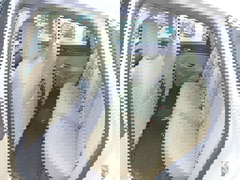 Used 2019 Buick LaCrosse Preferred image 12