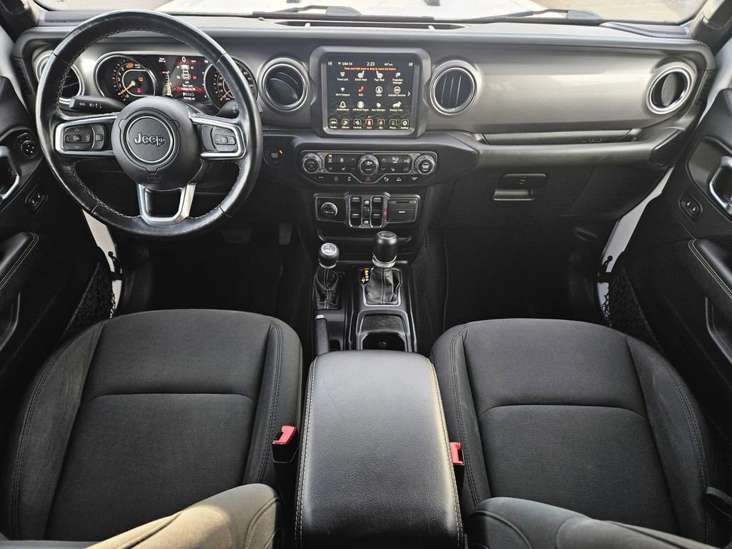 Used 2021 Jeep Wrangler Unlimited Sahara image 9