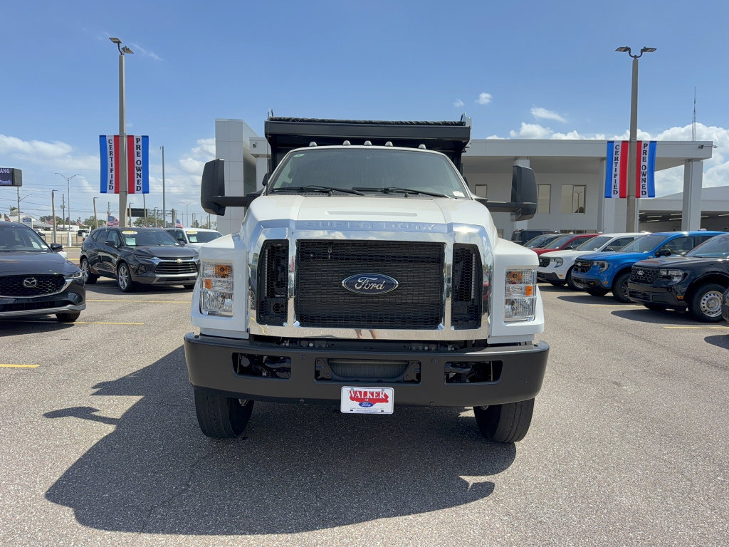New 2026 Ford F750 2WD Regular Cab Super Duty image 3