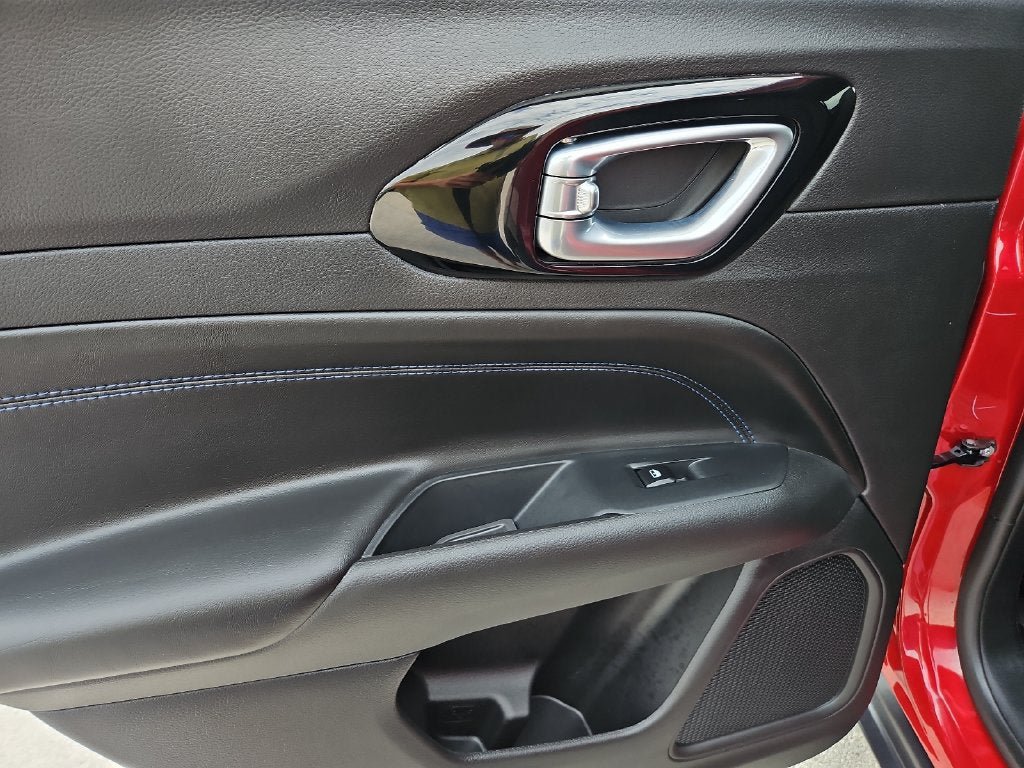 New 2027 Jeep Compass Latitude AWD/4WD image 17