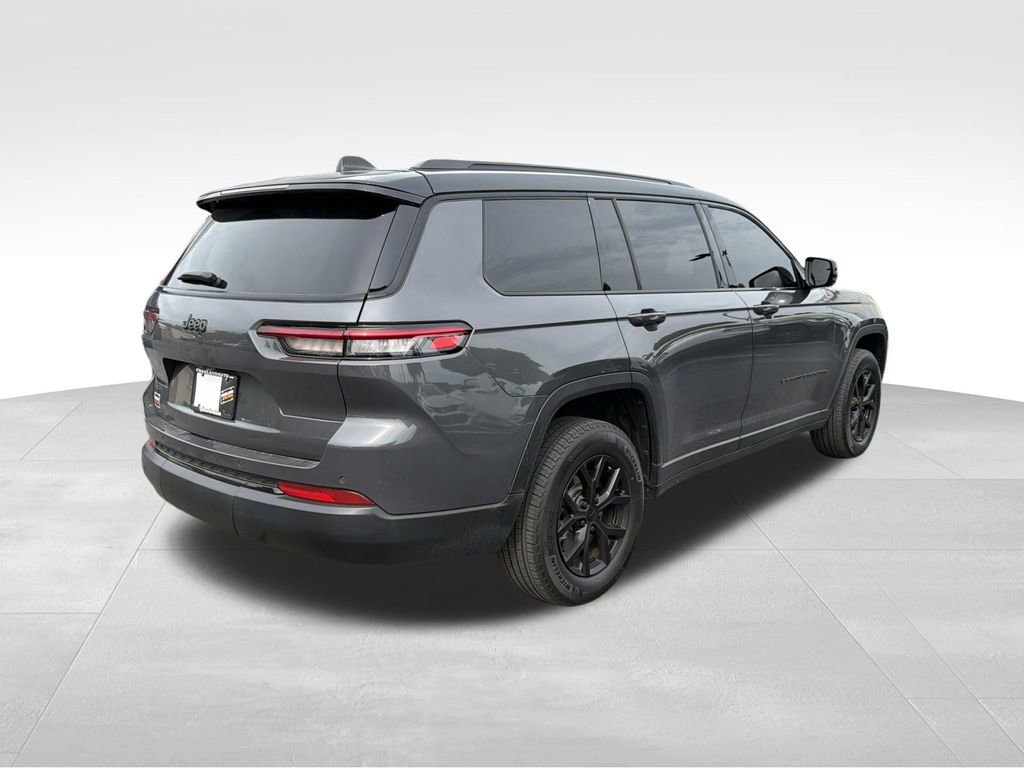 Used 2024 Jeep Grand Cherokee L Laredo AWD/4WD image 3