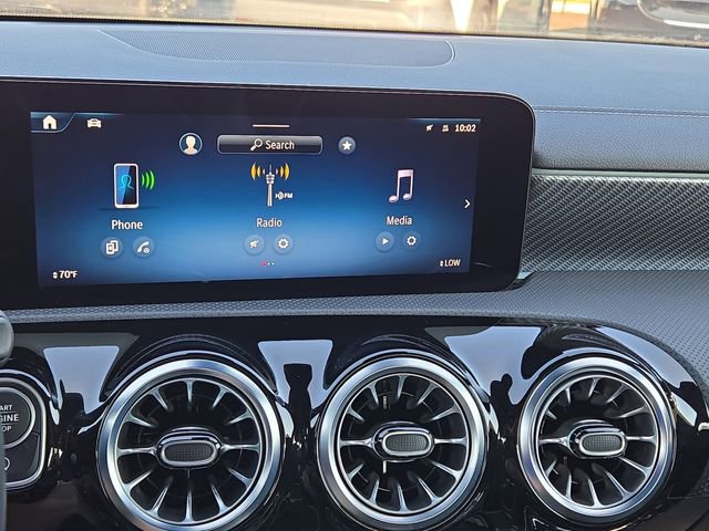 Used 2025 Mercedes-Benz CLA 250 4MATIC image 13