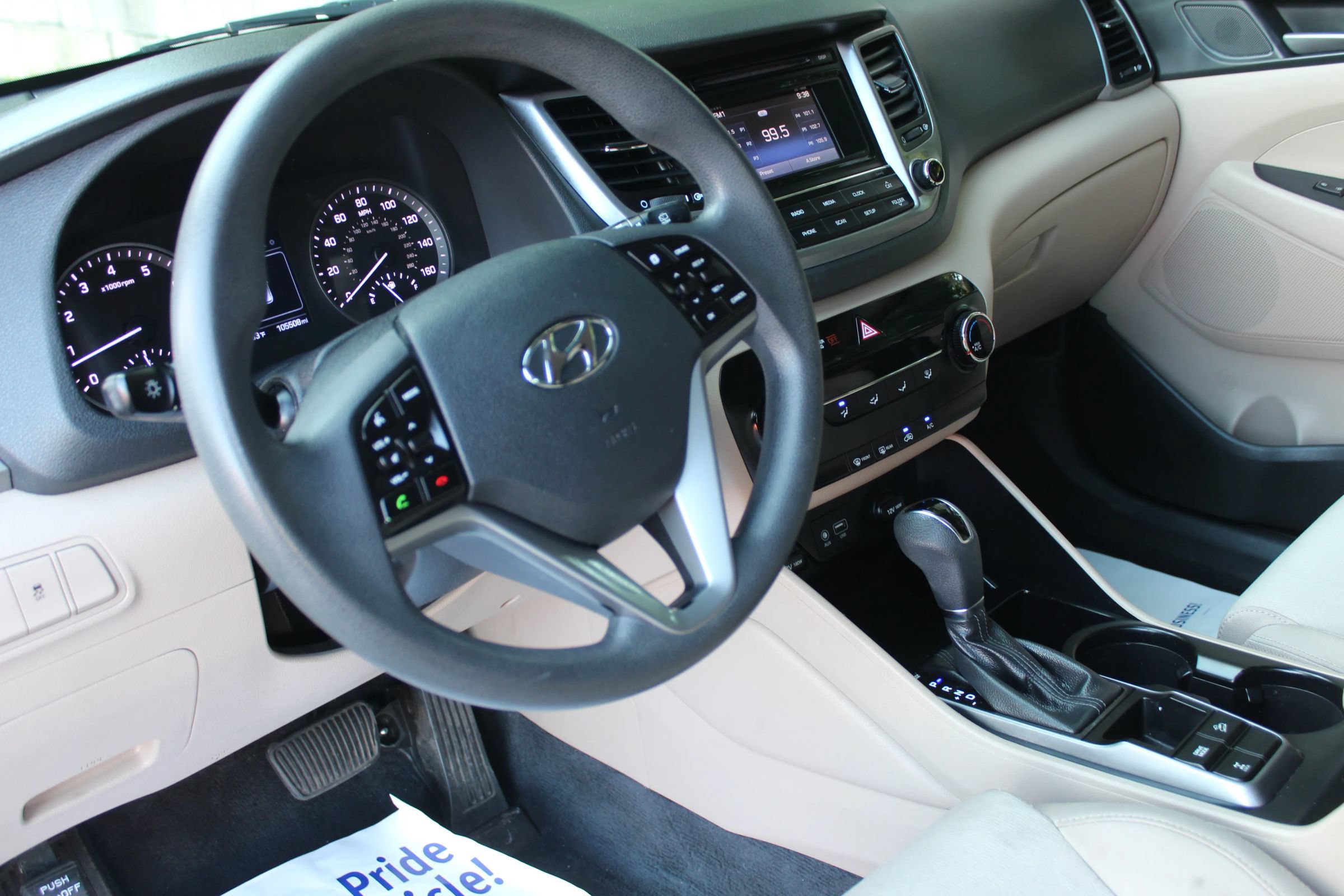 Used 2017 Hyundai Tucson SE w/ SE Popular Package 02 AWD/4WD image 11